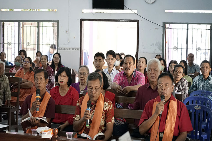 galeri, Ibadah Pentakosta 19 mei 2024 di Kingkang, gereja kristen jawa, gkj, gkj baki, gereja kristen jawa baki, baki, sukoharjo, gkj klasis sukoharjo, klasis sukoharjo, klasis, sinode gkj, sinode 