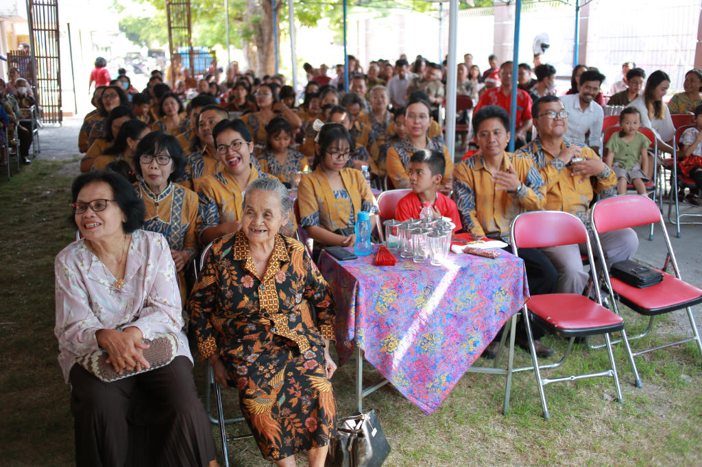 galeri, Ibadah dan Perayaan Natal 2023 di Gereja Induk, gereja kristen jawa, gkj, gkj baki, gereja kristen jawa baki, baki, sukoharjo, gkj klasis sukoharjo, klasis sukoharjo, klasis, sinode gkj, sinode 