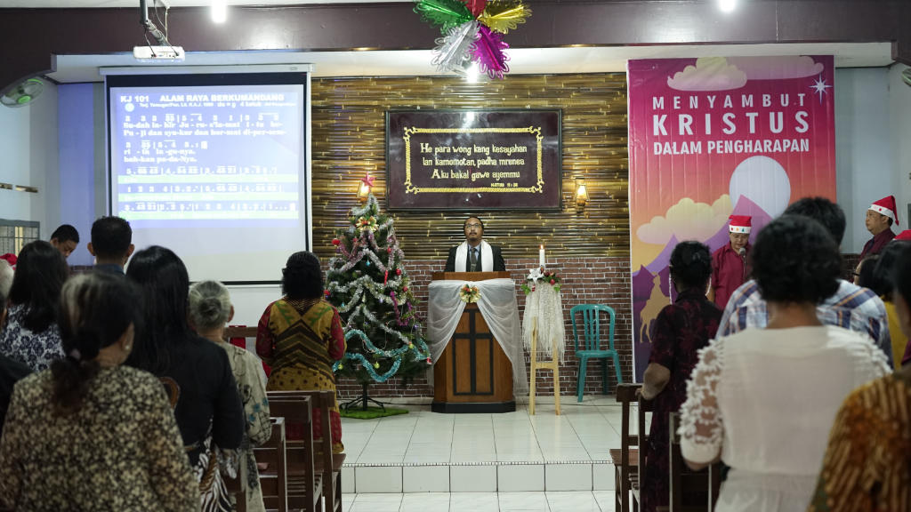 galeri, Ibadah dan Perayaan Natal 2023 di Gereja Pepanthan Kingkang, gereja kristen jawa, gkj, gkj baki, gereja kristen jawa baki, baki, sukoharjo, gkj klasis sukoharjo, klasis sukoharjo, klasis, sinode gkj, sinode 