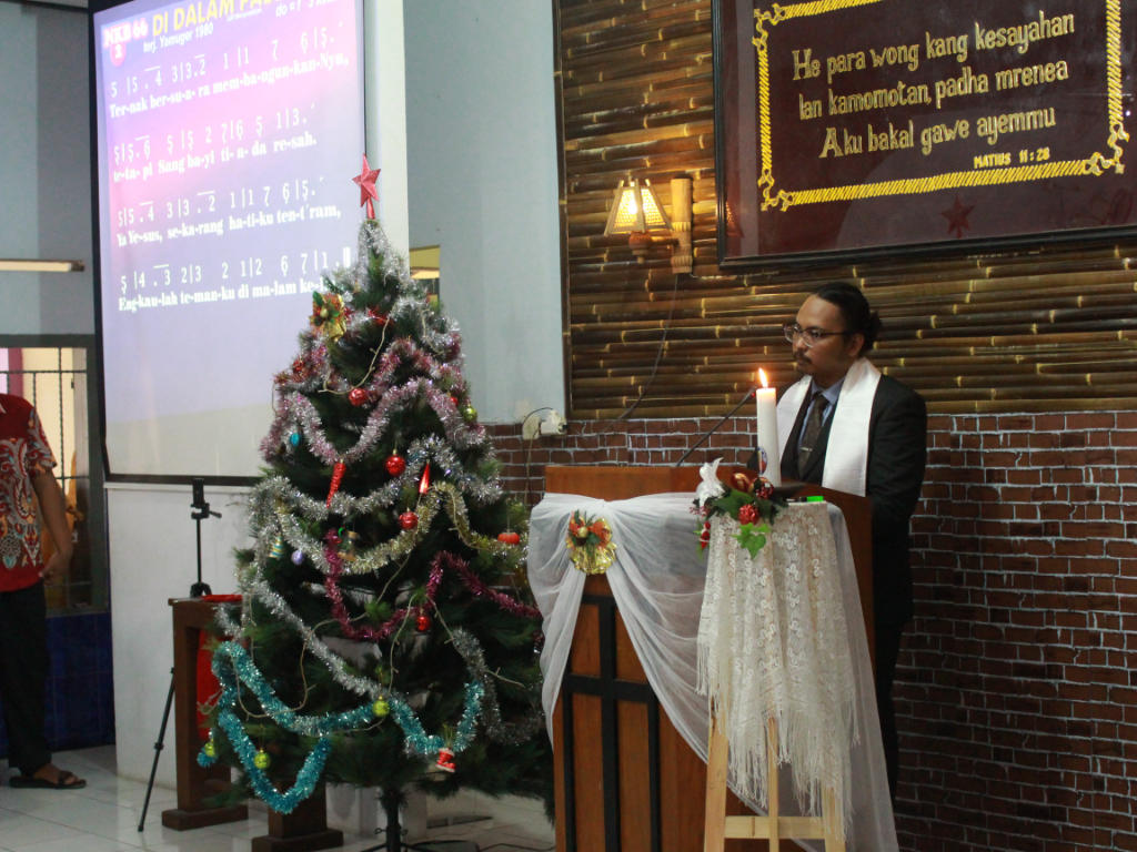 galeri, Ibadah dan Perayaan Natal 2023 di Gereja Pepanthan Kingkang, gereja kristen jawa, gkj, gkj baki, gereja kristen jawa baki, baki, sukoharjo, gkj klasis sukoharjo, klasis sukoharjo, klasis, sinode gkj, sinode 