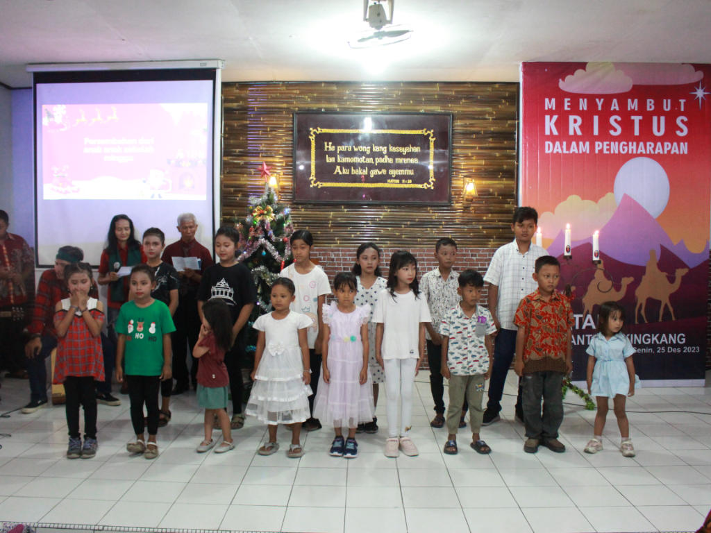 galeri, Ibadah dan Perayaan Natal 2023 di Gereja Pepanthan Kingkang, gereja kristen jawa, gkj, gkj baki, gereja kristen jawa baki, baki, sukoharjo, gkj klasis sukoharjo, klasis sukoharjo, klasis, sinode gkj, sinode 