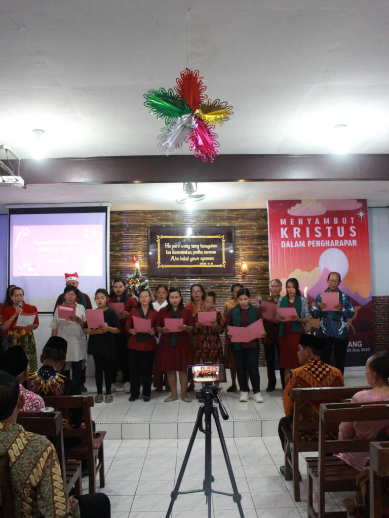 galeri, Ibadah dan Perayaan Natal 2023 di Gereja Pepanthan Kingkang, gereja kristen jawa, gkj, gkj baki, gereja kristen jawa baki, baki, sukoharjo, gkj klasis sukoharjo, klasis sukoharjo, klasis, sinode gkj, sinode 