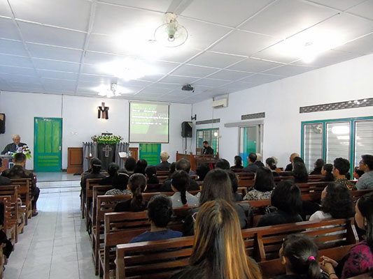 galeri, Ibadah Jumat Agung di Gereja Daleman, gereja kristen jawa, gkj, gkj baki, gereja kristen jawa baki, baki, sukoharjo, gkj klasis sukoharjo, klasis sukoharjo, klasis, sinode gkj, sinode 