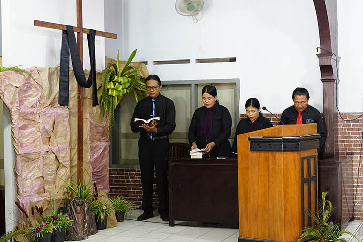 galeri, Ibadah Jumat Agung di Gereja Kingkang, gereja kristen jawa, gkj, gkj baki, gereja kristen jawa baki, baki, sukoharjo, gkj klasis sukoharjo, klasis sukoharjo, klasis, sinode gkj, sinode 