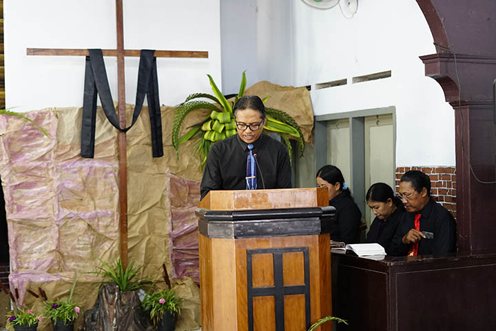 galeri, Ibadah Jumat Agung di Gereja Kingkang, gereja kristen jawa, gkj, gkj baki, gereja kristen jawa baki, baki, sukoharjo, gkj klasis sukoharjo, klasis sukoharjo, klasis, sinode gkj, sinode 