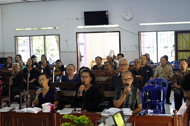 galeri, Ibadah Jumat Agung di Gereja Kingkang, gereja kristen jawa, gkj, gkj baki, gereja kristen jawa baki, baki, sukoharjo, gkj klasis sukoharjo, klasis sukoharjo, klasis, sinode gkj, sinode 