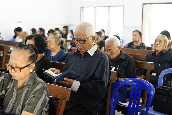 galeri, Ibadah Jumat Agung di Gereja Kingkang, gereja kristen jawa, gkj, gkj baki, gereja kristen jawa baki, baki, sukoharjo, gkj klasis sukoharjo, klasis sukoharjo, klasis, sinode gkj, sinode 