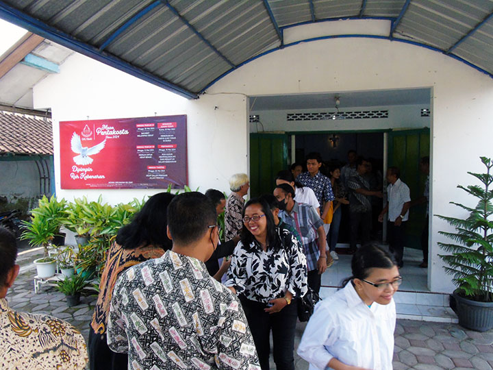 galeri, Ibadah Kenaikan Yesus Mei 2024 di Gereja Daleman, gereja kristen jawa, gkj, gkj baki, gereja kristen jawa baki, baki, sukoharjo, gkj klasis sukoharjo, klasis sukoharjo, klasis, sinode gkj, sinode 