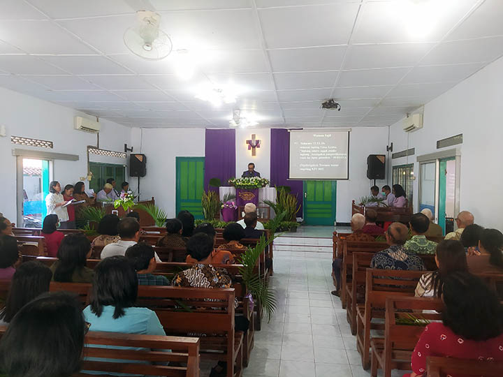 galeri, Ibadah Minggu Palma di Gereja Daleman, gereja kristen jawa, gkj, gkj baki, gereja kristen jawa baki, baki, sukoharjo, gkj klasis sukoharjo, klasis sukoharjo, klasis, sinode gkj, sinode 