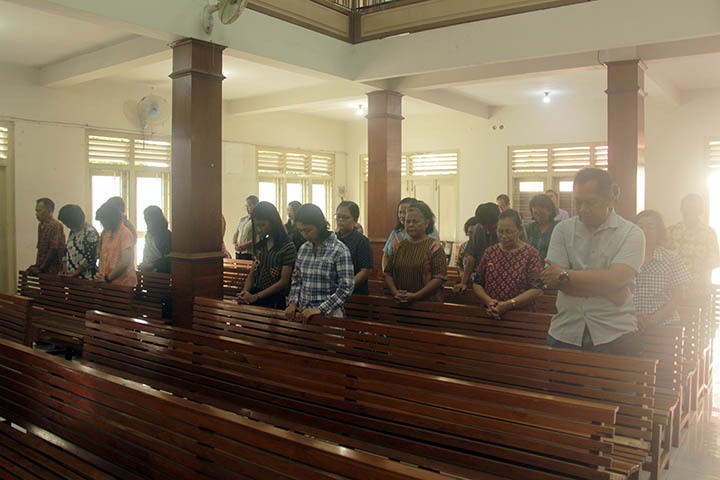 galeri, Ibadah Minggu Palma di Gereja Induk Siang, gereja kristen jawa, gkj, gkj baki, gereja kristen jawa baki, baki, sukoharjo, gkj klasis sukoharjo, klasis sukoharjo, klasis, sinode gkj, sinode 