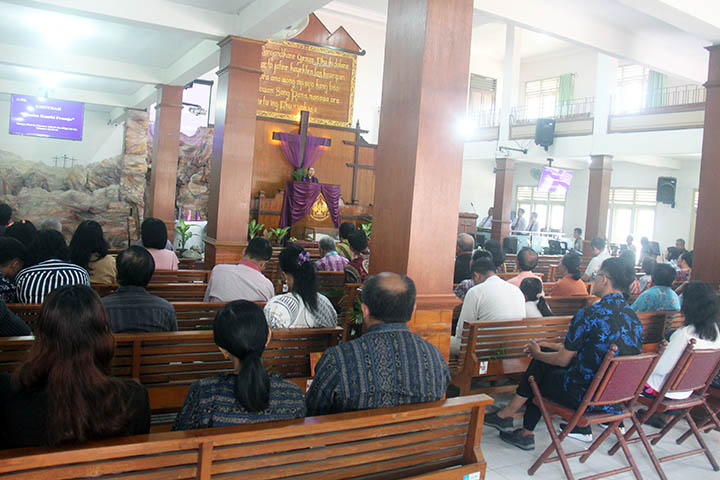 galeri, Ibadah Minggu Palma di Gereja Induk Siang, gereja kristen jawa, gkj, gkj baki, gereja kristen jawa baki, baki, sukoharjo, gkj klasis sukoharjo, klasis sukoharjo, klasis, sinode gkj, sinode 