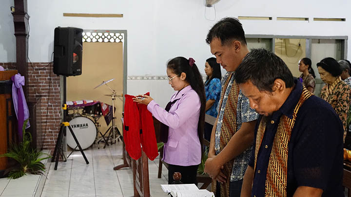 galeri, Ibadah Minggu Palma di Gereja Kingkang, gereja kristen jawa, gkj, gkj baki, gereja kristen jawa baki, baki, sukoharjo, gkj klasis sukoharjo, klasis sukoharjo, klasis, sinode gkj, sinode 