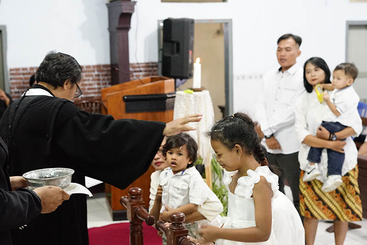 galeri, Ibadah Paskah Sore di Gereja Kingkang, gereja kristen jawa, gkj, gkj baki, gereja kristen jawa baki, baki, sukoharjo, gkj klasis sukoharjo, klasis sukoharjo, klasis, sinode gkj, sinode 