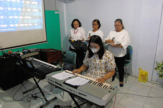 galeri, Ibadah Paskah Pagi di Gereja Daleman, gereja kristen jawa, gkj, gkj baki, gereja kristen jawa baki, baki, sukoharjo, gkj klasis sukoharjo, klasis sukoharjo, klasis, sinode gkj, sinode 