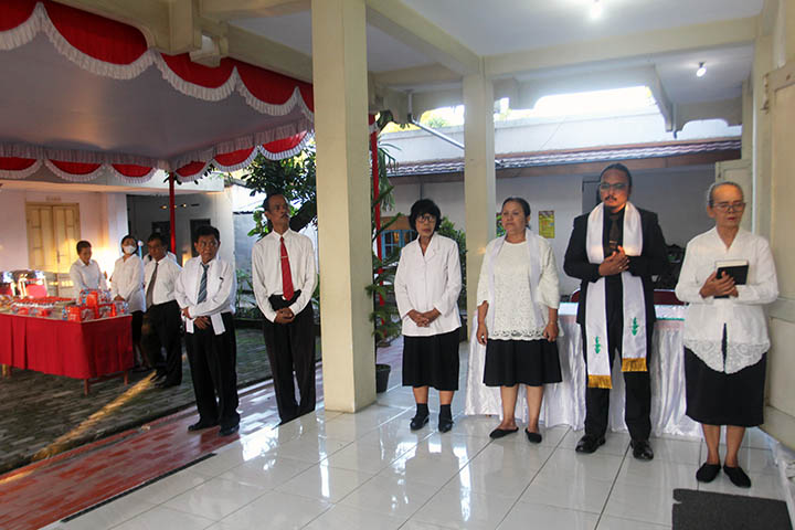 galeri, Ibadah Paskah Pagi di Gereja Induk, gereja kristen jawa, gkj, gkj baki, gereja kristen jawa baki, baki, sukoharjo, gkj klasis sukoharjo, klasis sukoharjo, klasis, sinode gkj, sinode 