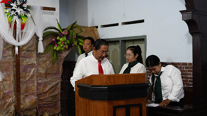 galeri, Ibadah Paskah Pagi di Gereja Kingkang, gereja kristen jawa, gkj, gkj baki, gereja kristen jawa baki, baki, sukoharjo, gkj klasis sukoharjo, klasis sukoharjo, klasis, sinode gkj, sinode 