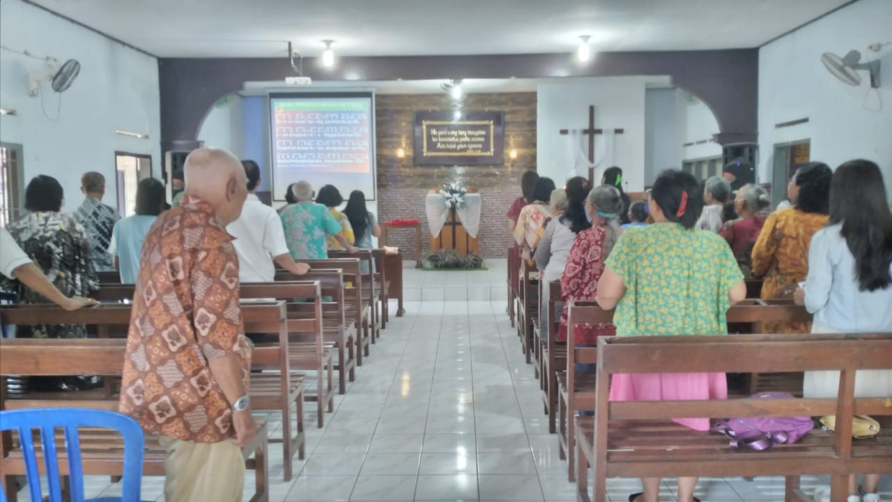 galeri, Ibadah Paskah ke-5 di Gereja Kingkang tahun 2024, gereja kristen jawa, gkj, gkj baki, gereja kristen jawa baki, baki, sukoharjo, gkj klasis sukoharjo, klasis sukoharjo, klasis, sinode gkj, sinode 