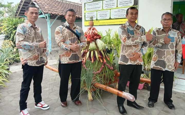 galeri, Riyaya Unduh-Unduh Tahun 2023 di Gereja Pepanthan Daleman, gereja kristen jawa, gkj, gkj baki, gereja kristen jawa baki, baki, sukoharjo, gkj klasis sukoharjo, klasis sukoharjo, klasis, sinode gkj, sinode 