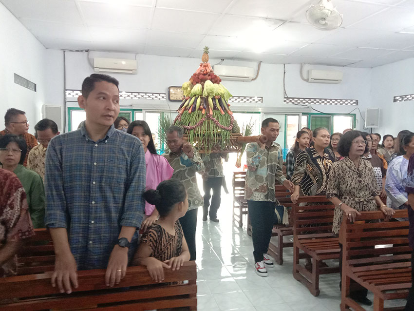 gallery kegiatan, Ibadah Riyaya Undhuh-unduh GKJ Baki 2023, Komisi Ibadah, gereja kristen jawa, gkj, gkj baki, gereja kristen jawa baki, baki, sukoharjo, gkj klasis sukoharjo, klasis sukoharjo, klasis, sinode gkj, sinode 