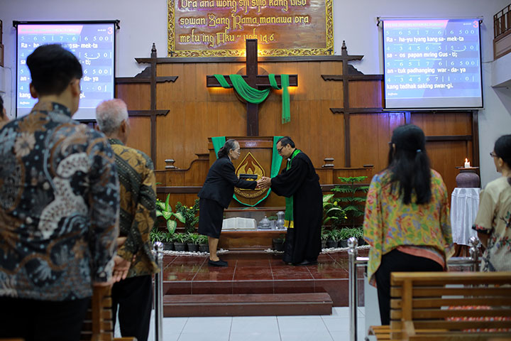 gallery kegiatan, Peneguhan Komisi Ibadah GKJ Baki 2024, Komisi Ibadah, gereja kristen jawa, gkj, gkj baki, gereja kristen jawa baki, baki, sukoharjo, gkj klasis sukoharjo, klasis sukoharjo, klasis, sinode gkj, sinode 