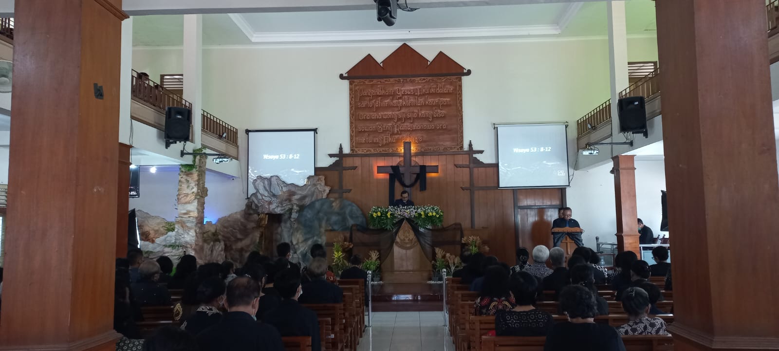 gallery kegiatan, Ibadah Jumat Agung, Komisi Ibadah, gereja kristen jawa, gkj, gkj baki, gereja kristen jawa baki, baki, sukoharjo, gkj klasis sukoharjo, klasis sukoharjo, klasis, sinode gkj, sinode 