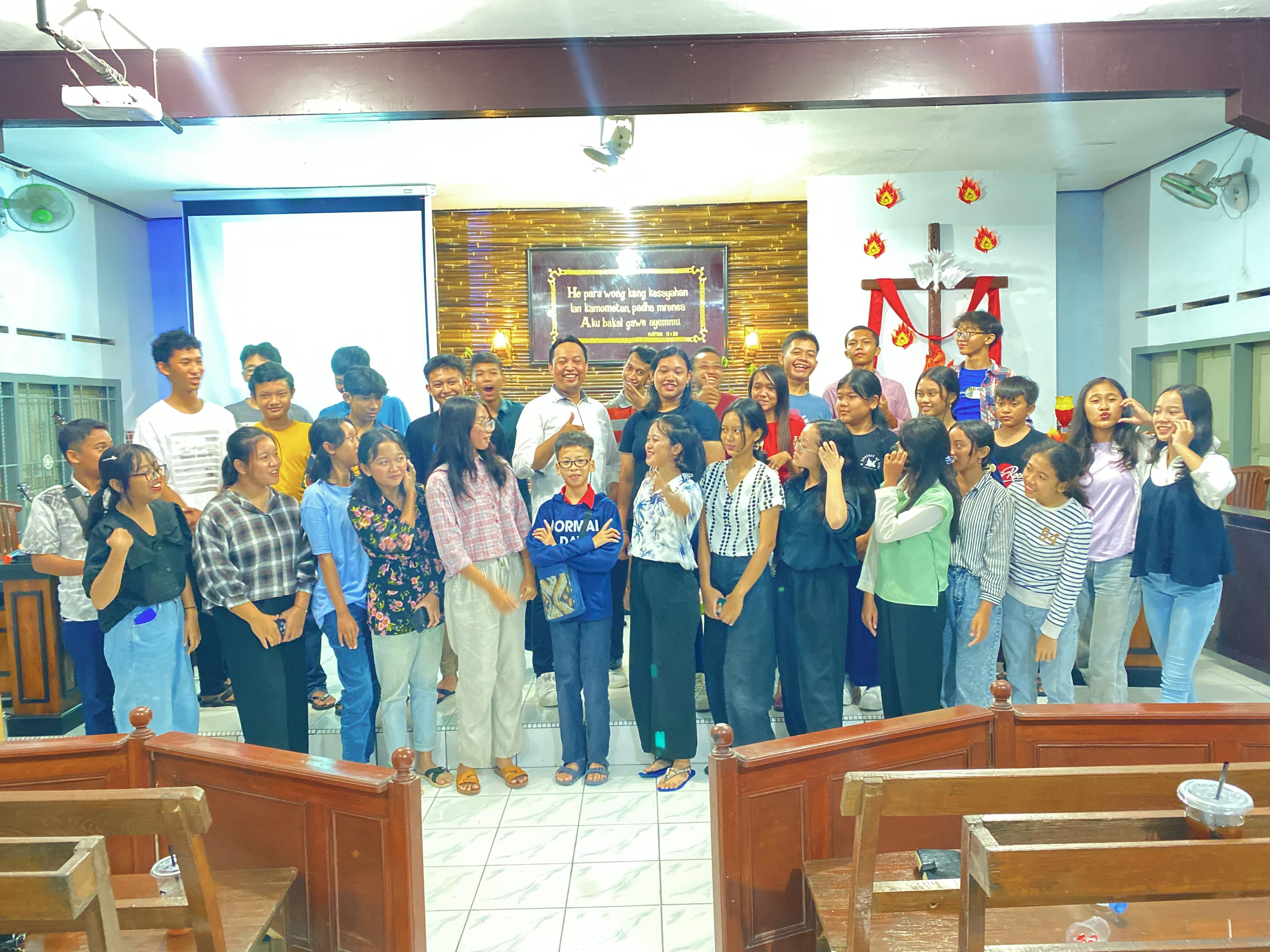 gallery kegiatan, Persekutuan Doa Bersama Ujian Sekolah, Komisi Pemuda & Remaja, gereja kristen jawa, gkj, gkj baki, gereja kristen jawa baki, baki, sukoharjo, gkj klasis sukoharjo, klasis sukoharjo, klasis, sinode gkj, sinode 