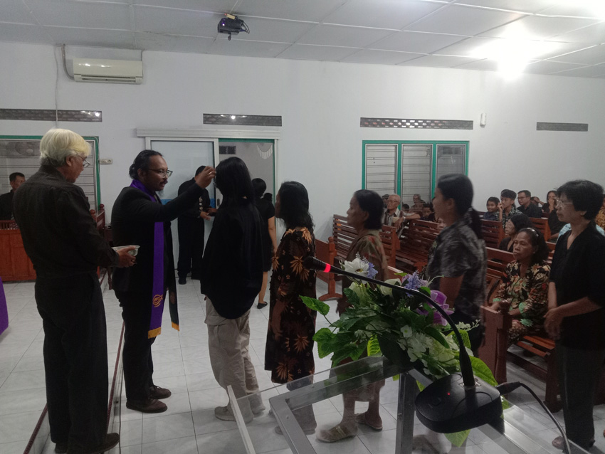 gallery kegiatan, Ibadah Rabu Abu Tahun 2024, Komisi Ibadah, gereja kristen jawa, gkj, gkj baki, gereja kristen jawa baki, baki, sukoharjo, gkj klasis sukoharjo, klasis sukoharjo, klasis, sinode gkj, sinode 