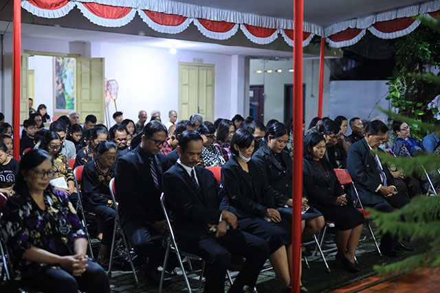 gallery kegiatan, Ibadah Kamis Suci Tahun 2024, Komisi Ibadah, gereja kristen jawa, gkj, gkj baki, gereja kristen jawa baki, baki, sukoharjo, gkj klasis sukoharjo, klasis sukoharjo, klasis, sinode gkj, sinode 