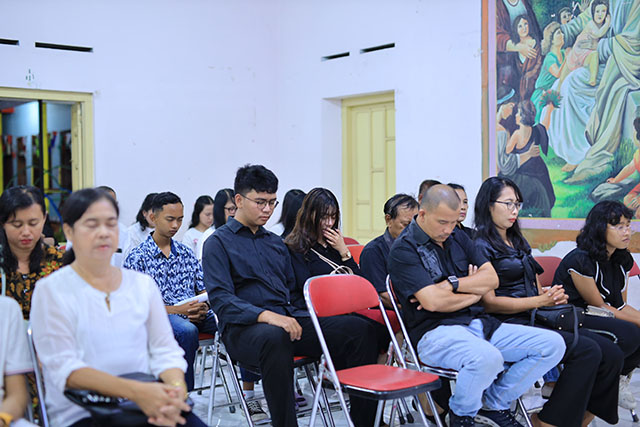 gallery kegiatan, Ibadah Kamis Suci Tahun 2024, Komisi Ibadah, gereja kristen jawa, gkj, gkj baki, gereja kristen jawa baki, baki, sukoharjo, gkj klasis sukoharjo, klasis sukoharjo, klasis, sinode gkj, sinode 