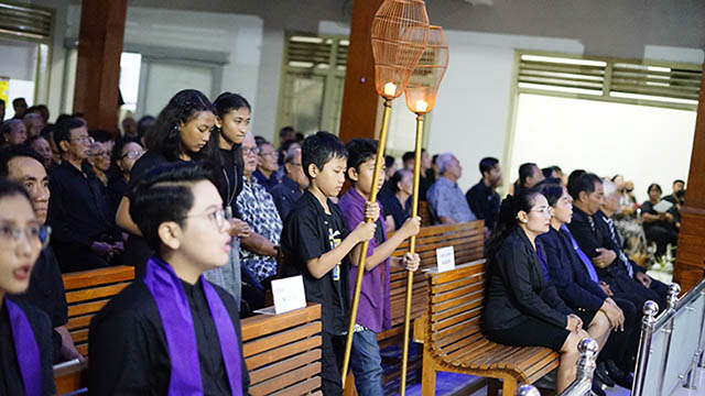 gallery kegiatan, Ibadah Kamis Suci Tahun 2024, Komisi Ibadah, gereja kristen jawa, gkj, gkj baki, gereja kristen jawa baki, baki, sukoharjo, gkj klasis sukoharjo, klasis sukoharjo, klasis, sinode gkj, sinode 