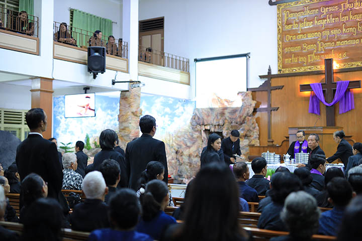 gallery kegiatan, Ibadah Kamis Suci Tahun 2024, Komisi Ibadah, gereja kristen jawa, gkj, gkj baki, gereja kristen jawa baki, baki, sukoharjo, gkj klasis sukoharjo, klasis sukoharjo, klasis, sinode gkj, sinode 