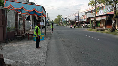 gallery kegiatan, Penjagaan perayaan HUT GKJ Baki ke-60, Tim Sekuriti, gereja kristen jawa, gkj, gkj baki, gereja kristen jawa baki, baki, sukoharjo, gkj klasis sukoharjo, klasis sukoharjo, klasis, sinode gkj, sinode 